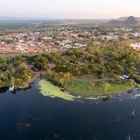 Kimberleyland Waterfront Holiday Park Kununurra Exterior photo