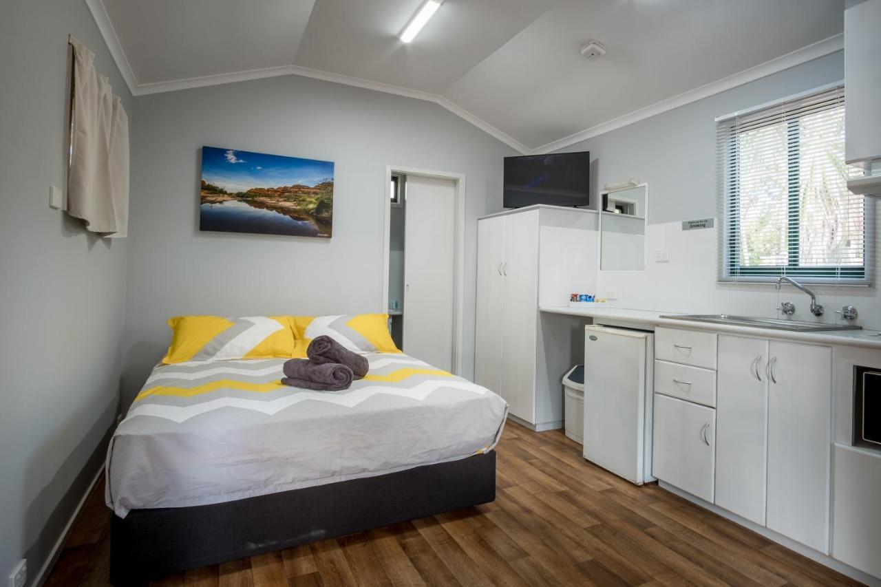 Kimberleyland Waterfront Holiday Park Kununurra Exterior photo