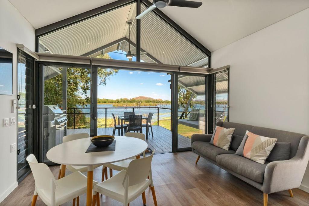 Kimberleyland Waterfront Holiday Park Kununurra Exterior photo