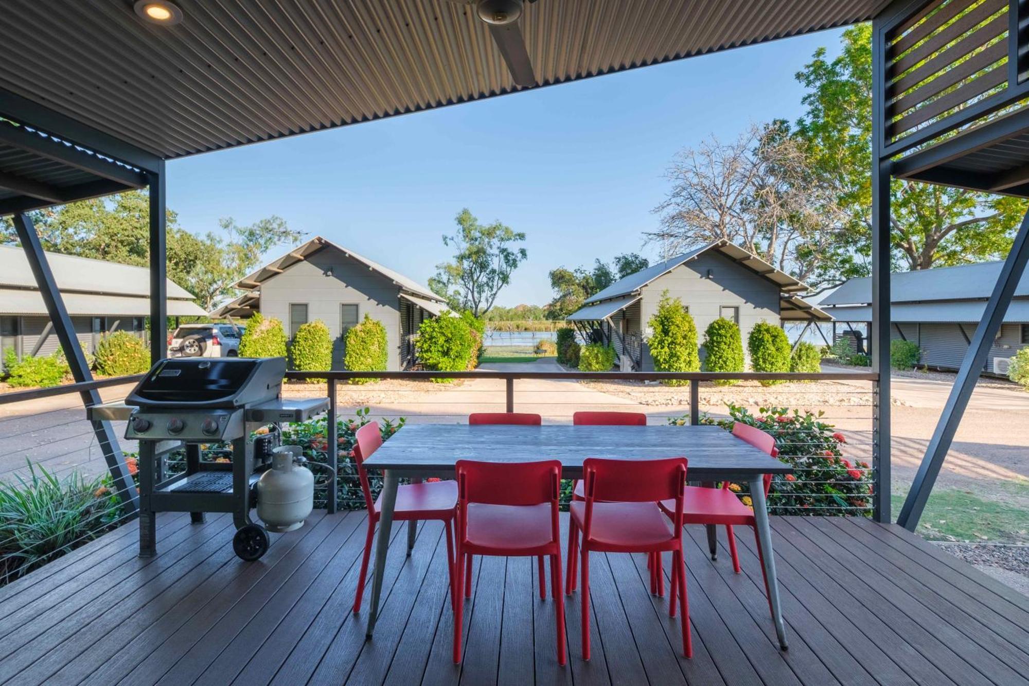 Kimberleyland Waterfront Holiday Park Kununurra Exterior photo